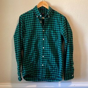 J. Crew Men’s Slim Fit Oxford Shirt